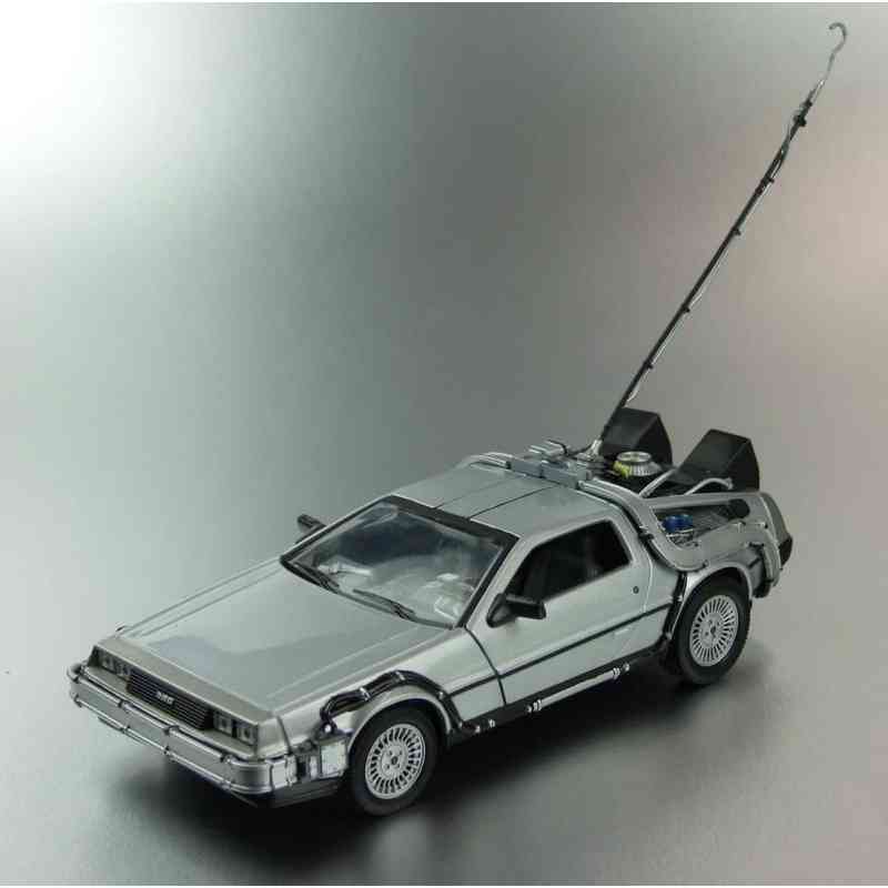 Réplica Delorean Regreso al futuro. Parte 1